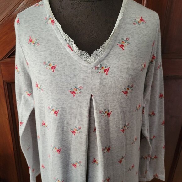 Croft & Barrow Medium Cardinal Bird Print Lace Trim Knit Nightgown - Picture 2 of 5